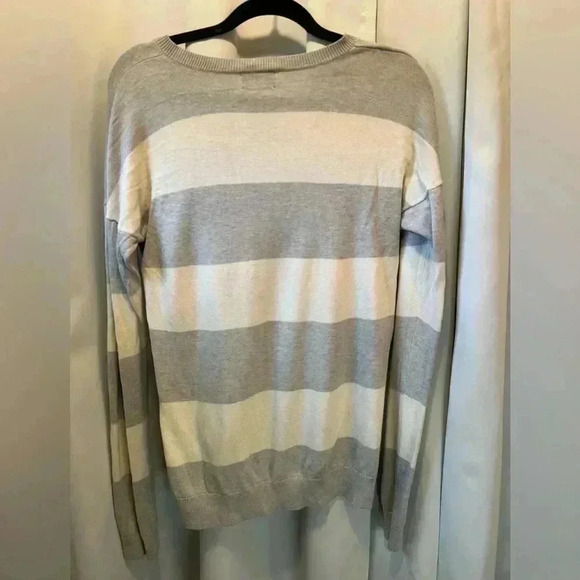 Vintage Chaps grey cream sweater large - Picture 2 of 4